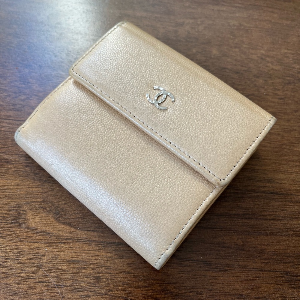 Authentic Chanel vintage wallet